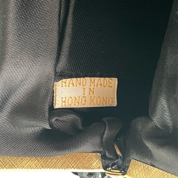 Beaded Hand Purse | Handmade | Gold Chain - Picture 14 of 16